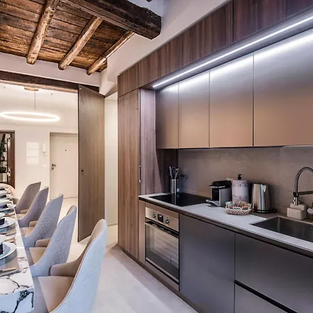 Di Lusso Vicino Piazza Navona Apartment Rom