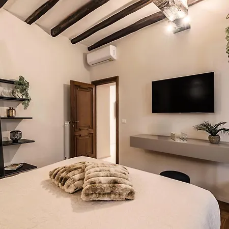 Apartment Di Lusso Vicino Piazza Navona Rom