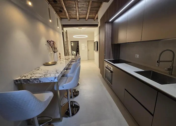 Di Lusso Vicino Piazza Navona Róma