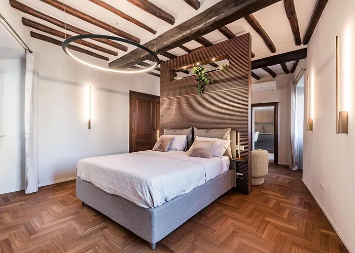 Di Lusso Vicino Piazza Navona Róma